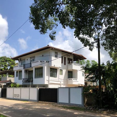 senarathna guest house Weligama Extérieur photo