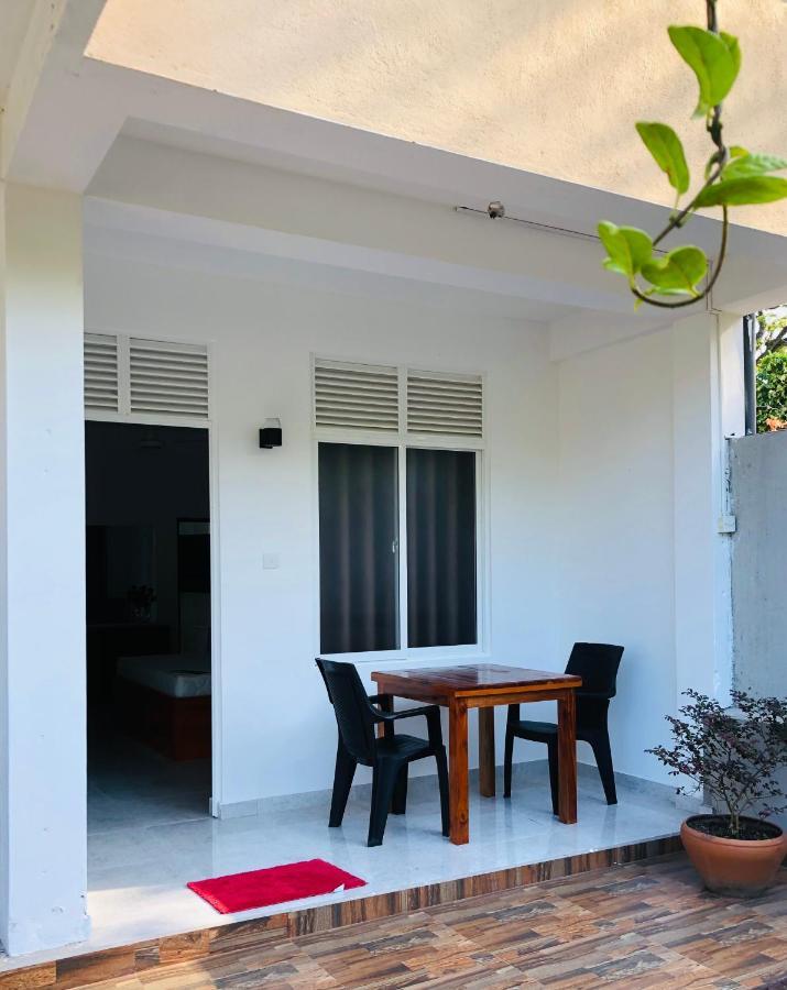 senarathna guest house Weligama Extérieur photo