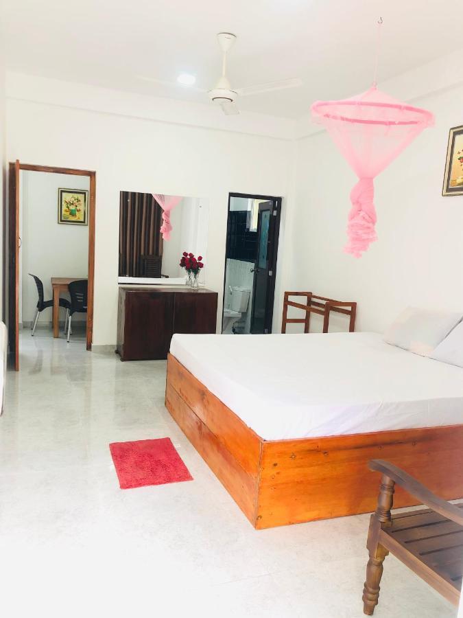 senarathna guest house Weligama Extérieur photo