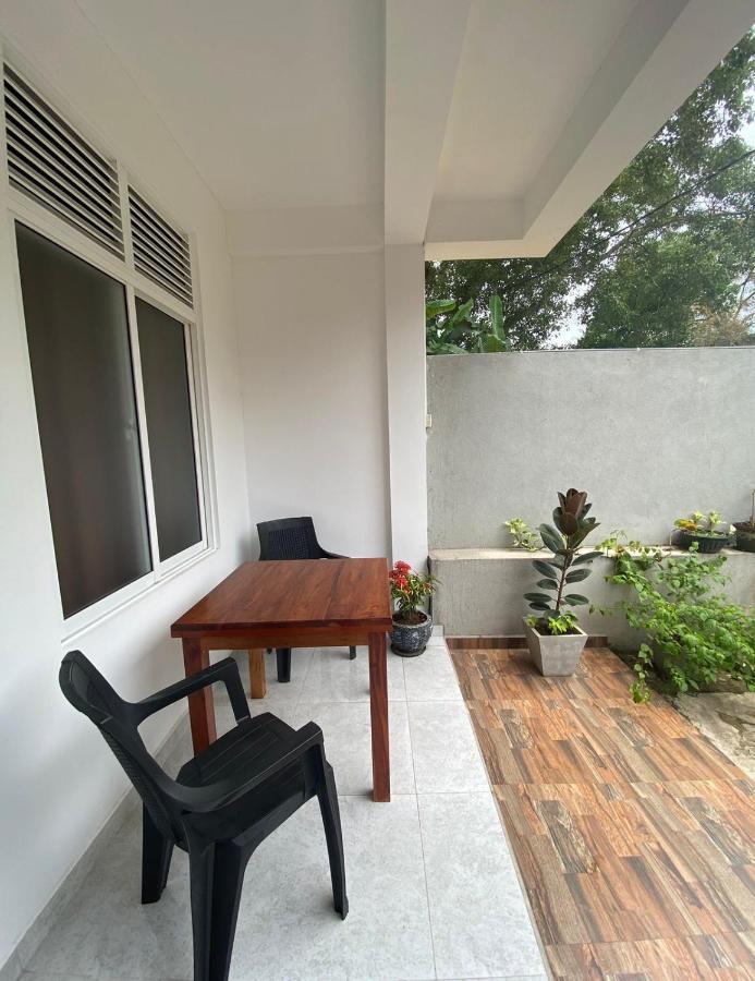 senarathna guest house Weligama Extérieur photo