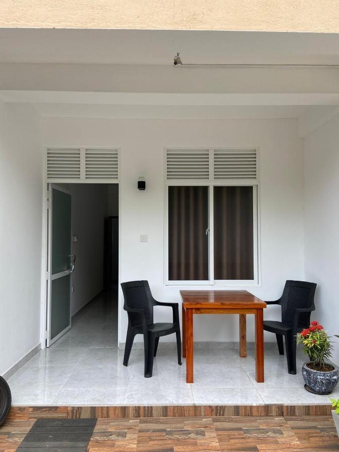 senarathna guest house Weligama Extérieur photo