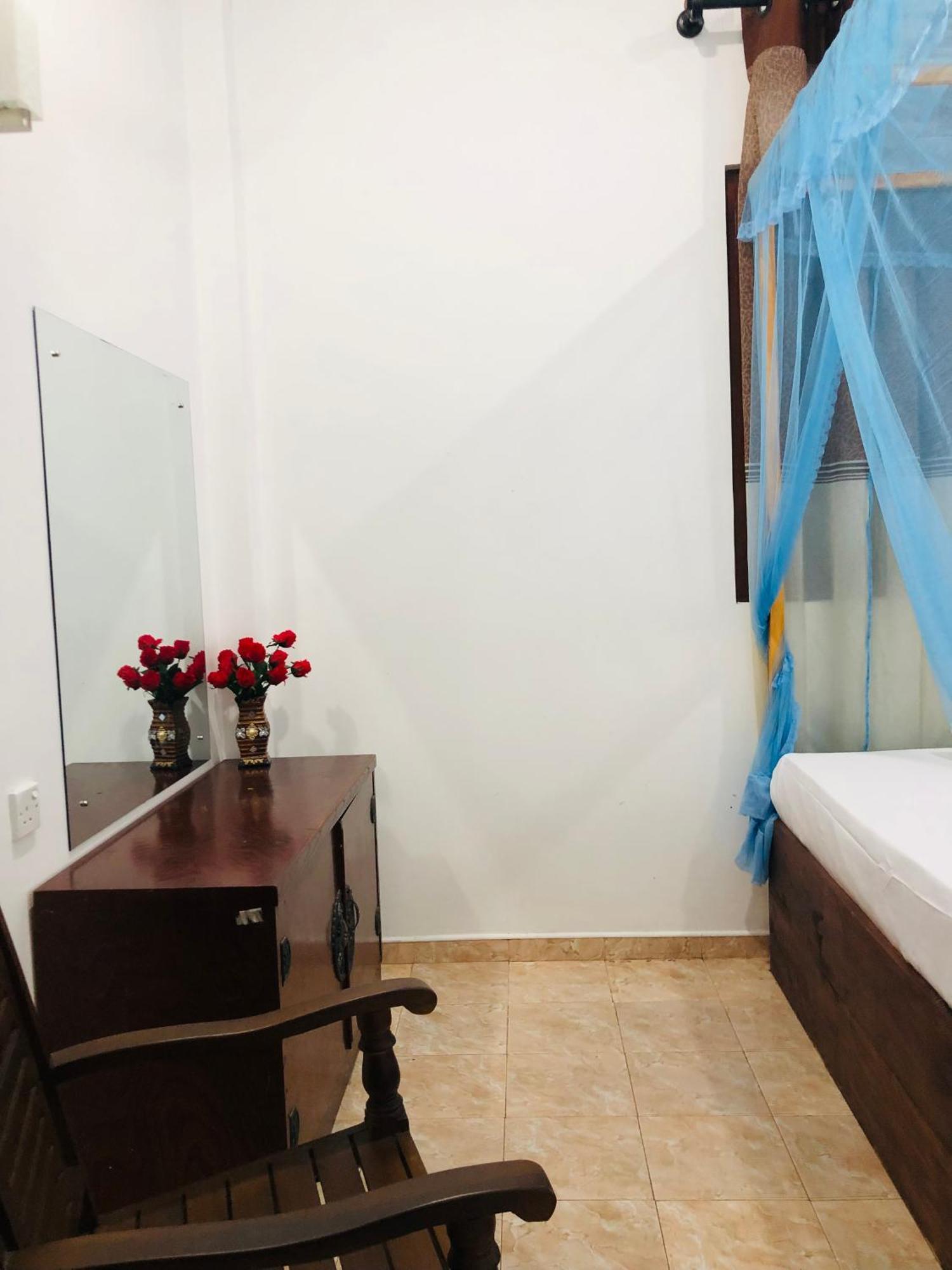 senarathna guest house Weligama Extérieur photo