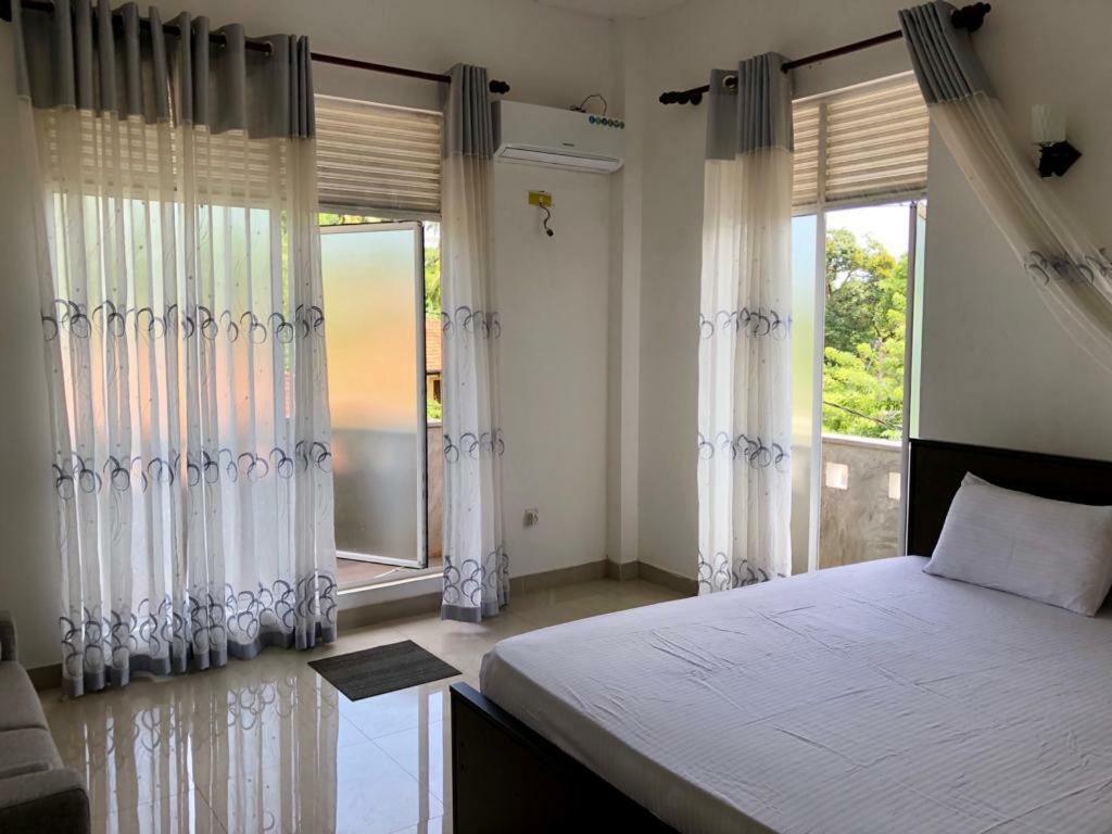 senarathna guest house Weligama Extérieur photo